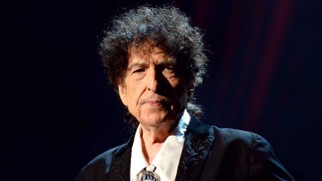 Боб Дилан не совсем подходит к тому случаю, что касается нынешней бунтарской музыки