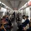 Невежественные пассажиры прошли мимо всемирно известного мастурбатора в метро, даже не осознавая этого