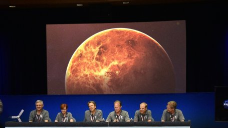 Астронавты НАСА готовятся к полету на Марс, проведя год в смоделированной колонии на Венере