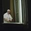 Папа Франциск пострадал из-за пьяного кардинала, спорящего с подругой на площади Святого Петра