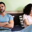 Стесненная в средствах пара вынуждена делить постель