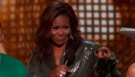 Мишель Обама получила премию Grammy за свои мемуары