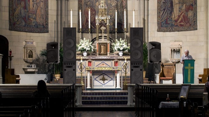 Новое ультрасовременное звуковое оборудование расстрачивается на лютеранскую церковь